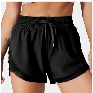 Halara in my feels shorts NWOT